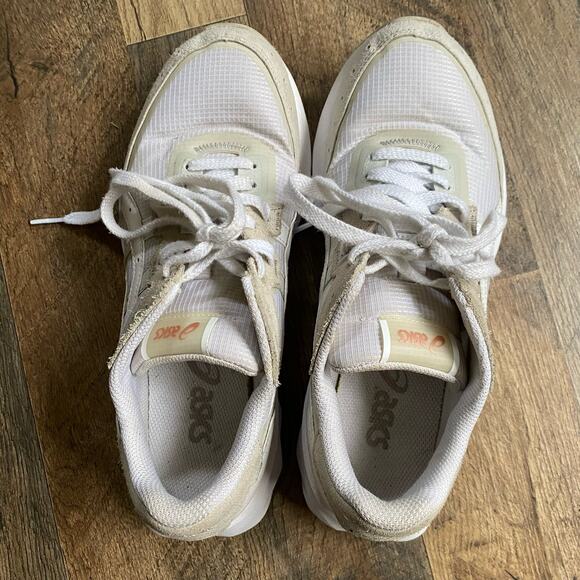 Asics Running Sneakers Shoes White Cream Faux Suede Monochrome Neutral Retro - Picture 8 of 14